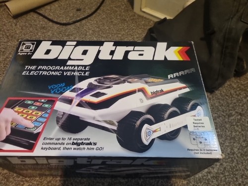 Bigtrak programmable vehicle - programmable,
