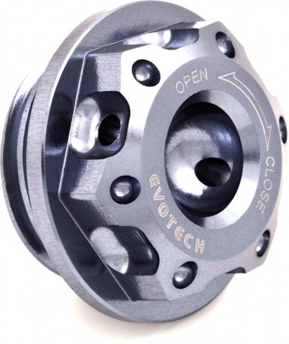 Engine oil cap - oil,