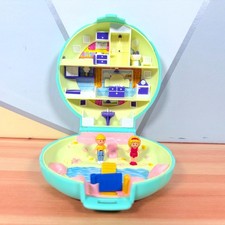 Vintage Polly's Beach House