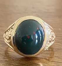 Gents 9ct gold bloodstone - gents, &