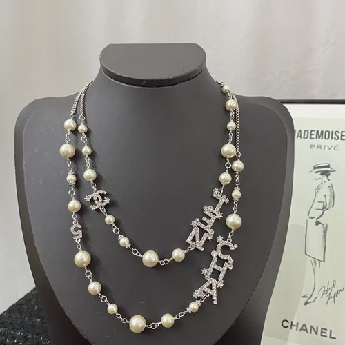 Elegant necklace crystal pearl - elegant,