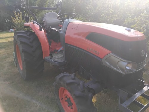 Kubota compact tractor with - compact,