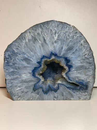 Crystal dyed blue - geode, (read