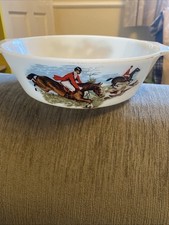 Pyrex Dish 8.5” Depicting A