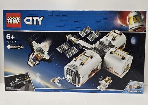 Lego city lunar space - lego,