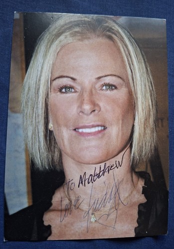 Frida lyngstad abba hand - lyngstad,