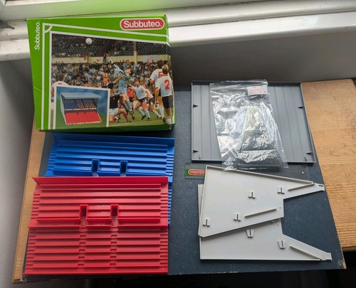 Subbuteo 61216 red blue - red, &