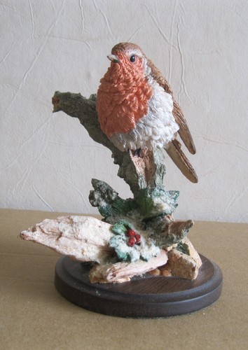 Country artists bird sculpture - artists,