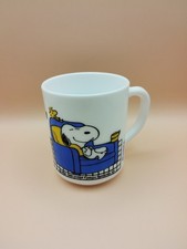 Peanuts snoopy milk glass - peanuts,