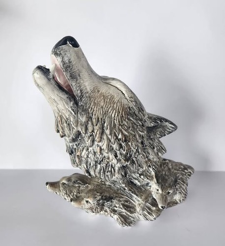 Woolf art ceramic statue - art,
