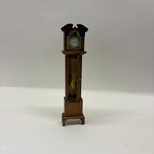 12th scale dolls - 1:12th,
