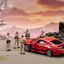 5x 1/64 Police Figure Model