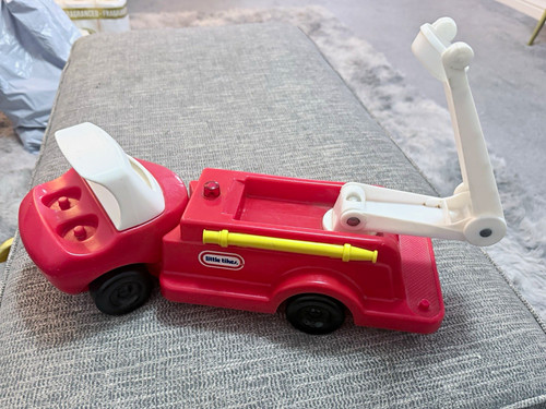 Little tikes red - tow, truck