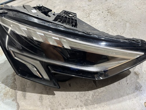 Audi rs3 headlight - rs3, o/s