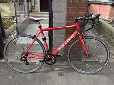 Road Bike Medium Frame Red Carrera Zelos