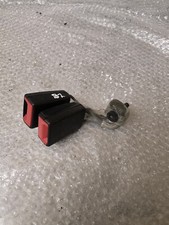 2011-2014 VW PASSAT B7 ESTATE REAR TWIN DOUBLE SEAT BELT BUCKLE.