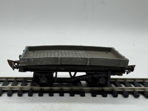 B4105 tri ang grey flat - flat, wagon