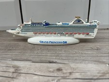 GRAND PRINCESS CRUISE SHIP LINER MODEL