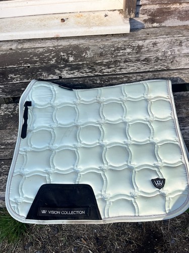 Woofwear dressage saddle pad - saddle,