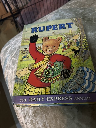 Bundle rupert bear - of, annuals