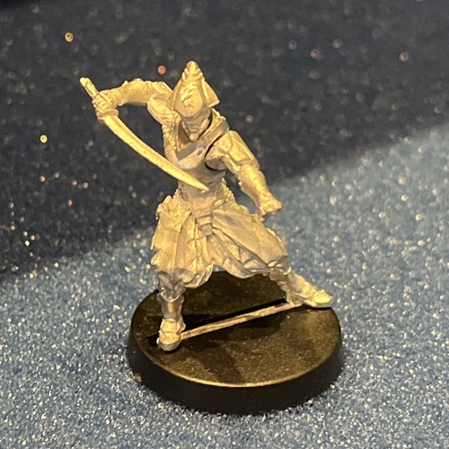 Infinity miniature corvus - infinity, miniature.