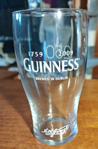 Arthur guinness signature - guinness,