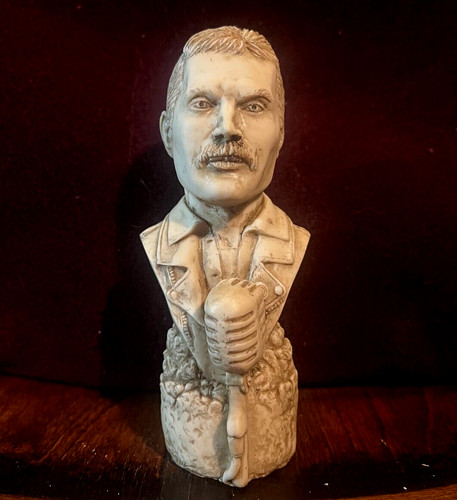 Freddie mercury bust - freddie,