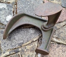 Vintage OLD CAST IRON Three-Footed COBBLERS Shoemaker ANVIL Tool REPAIR STAND