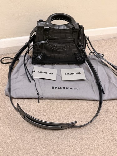 Balenciaga neo classic croc - balenciaga,