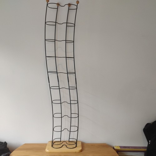 Vintage wavy wire tower - wire,