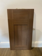 DARK WALNUT EFFECT KITCHEN