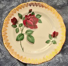 ROYAL STANDARD — RED VELVET