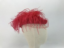 Ladies Unbranded Vintage Red Pill Box Hat  100% Wool Made in Britain (812)