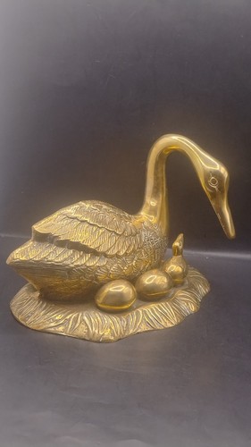 Vintage brass swan nest - brass,