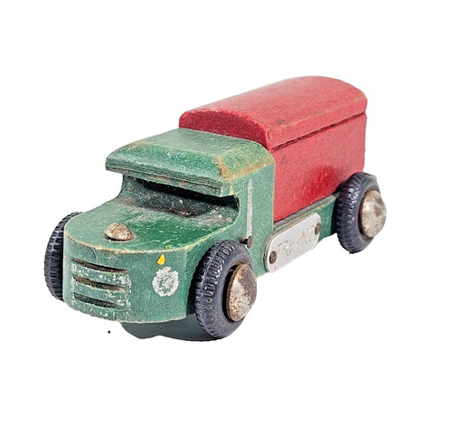 Triang wood red green color - wood,