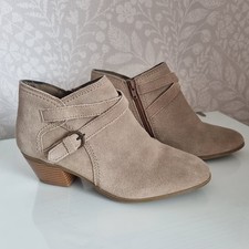 M&S Footglove Size 4.5 Wide