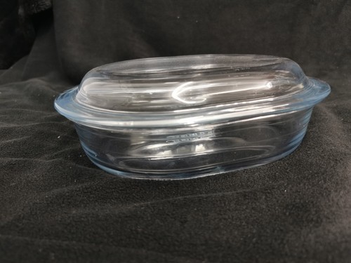 Pyrex oval lidded glass - oval,