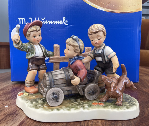 New box goebel - in, hummel