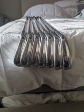 Wilson Staff Model CB Iron Set 4-PW R300 Reg Flex Right-Handed Steel