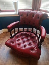 Reprodux Red Captain's Swivel