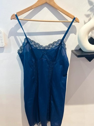 Vintage royal blue nylon lace - blue,