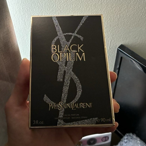 Yves saint laurent - saint,