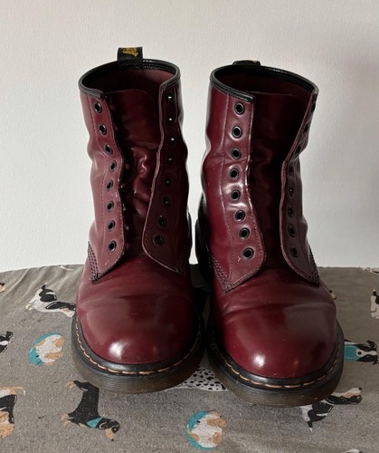 Martens oxblood red size 8 - size,