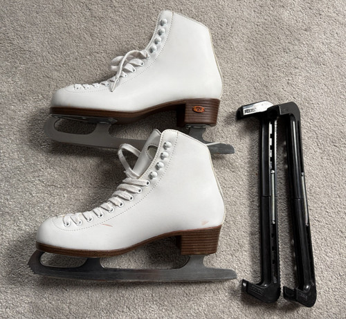 Reidell womens figure skates