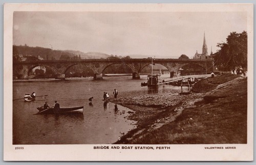Perth bridge boat - bridge, station