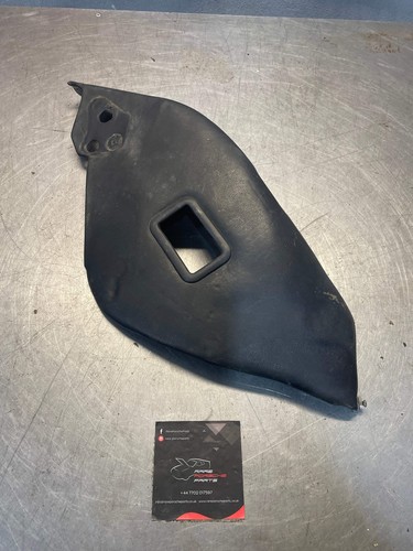Porsche 928 rear seat - rear, side