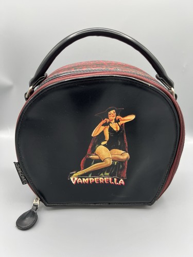 Rare vamperella top - top, handle