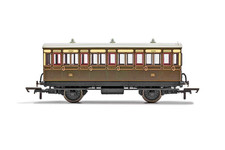 Hornby R40066A GWR 3rd Class 5