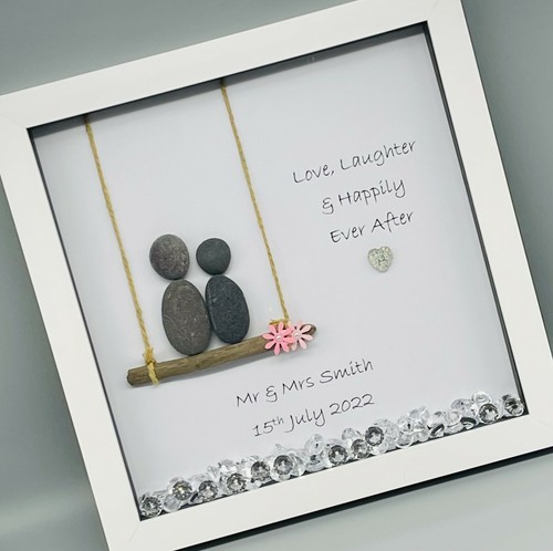 Wedding gift pebble picture