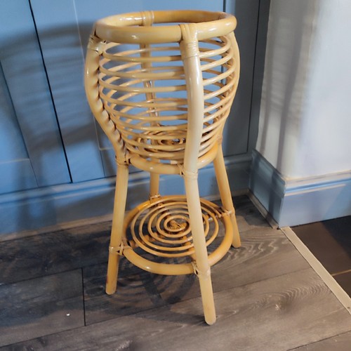 Vintage bamboo tier - 2,